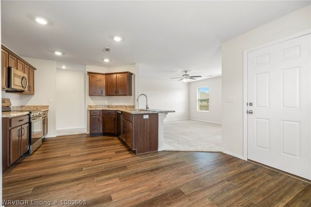 8117 Sunflower Way, Fort Smith, AR 72916