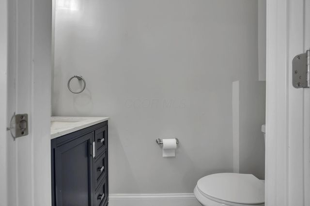 1745 Sullivant Avenue, Columbus, OH 43223