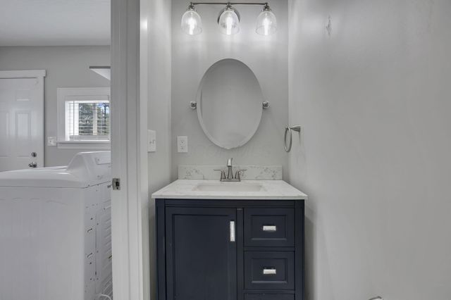 1745 Sullivant Avenue, Columbus, OH 43223