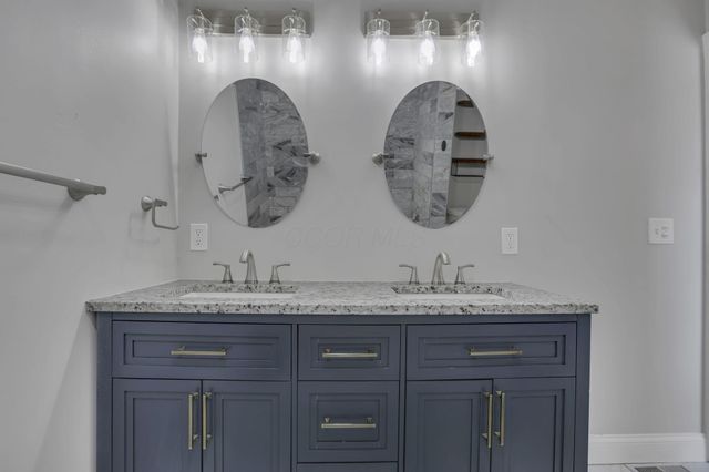 1745 Sullivant Avenue, Columbus, OH 43223