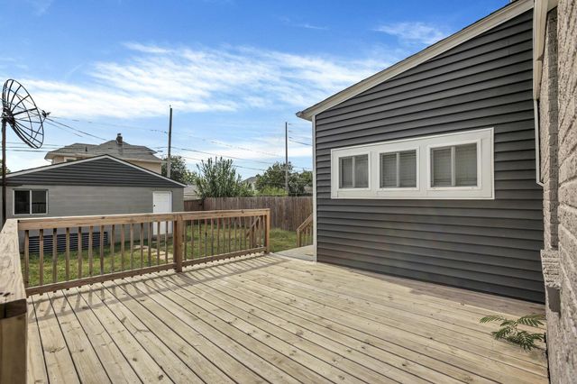 1745 Sullivant Avenue, Columbus, OH 43223