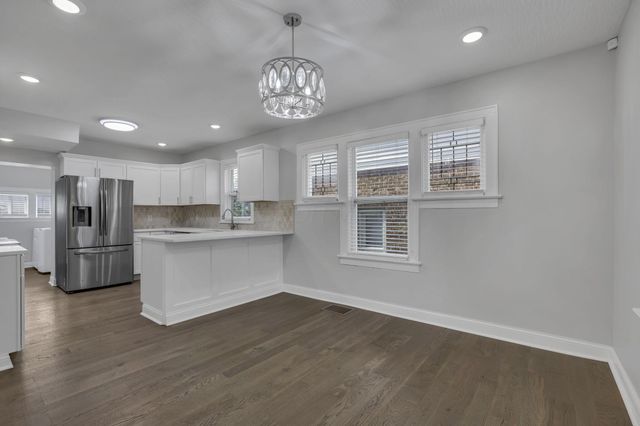 1745 Sullivant Avenue, Columbus, OH 43223