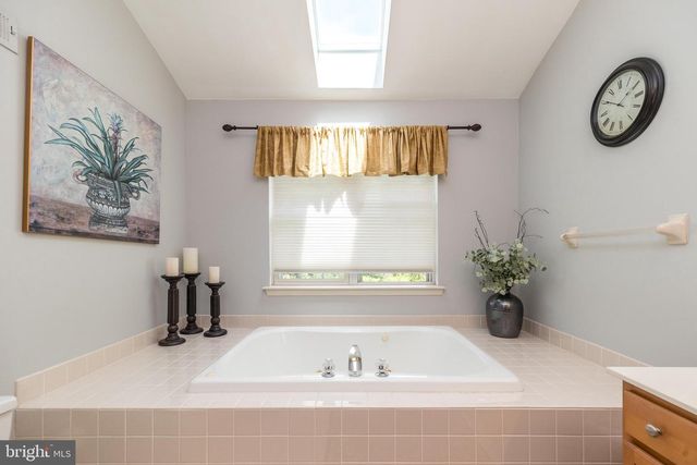 329 MANOR RD, Harleysville, PA 19438