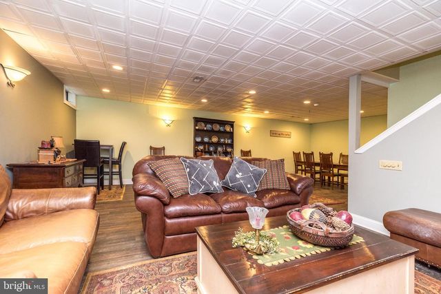 329 MANOR RD, Harleysville, PA 19438