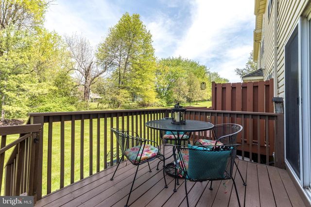 329 MANOR RD, Harleysville, PA 19438