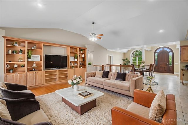 454 Skyland Drive, Beavercreek Twp, OH 45305