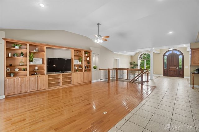 454 Skyland Drive, Beavercreek Twp, OH 45305