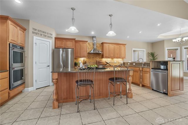 454 Skyland Drive, Beavercreek Twp, OH 45305