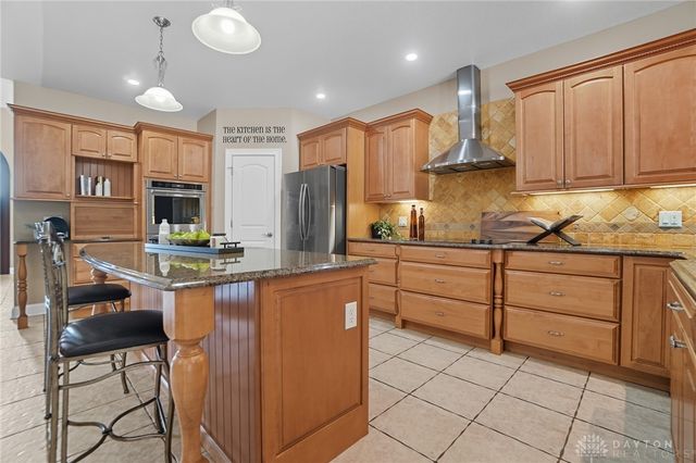 454 Skyland Drive, Beavercreek Twp, OH 45305