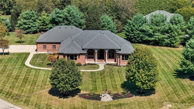 454 Skyland Drive, Beavercreek Twp, OH 45305