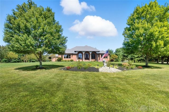 454 Skyland Drive, Beavercreek Twp, OH 45305