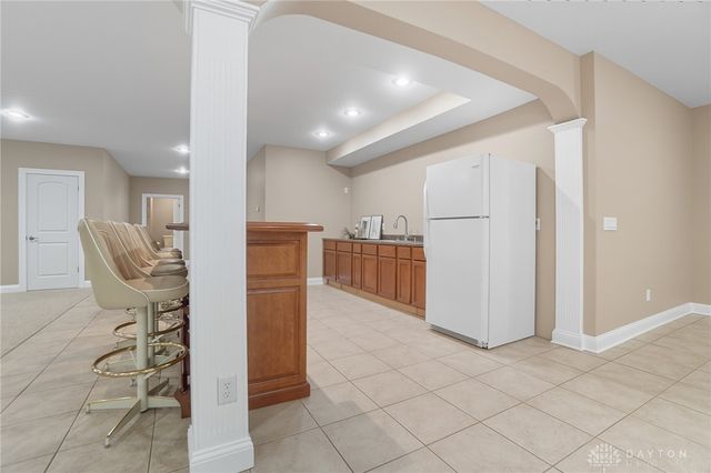 454 Skyland Drive, Beavercreek Twp, OH 45305