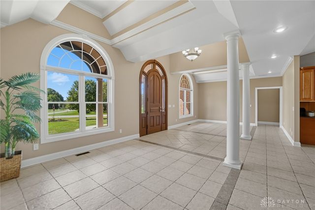 454 Skyland Drive, Beavercreek Twp, OH 45305