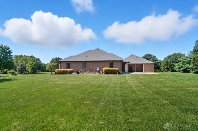 454 Skyland Drive, Beavercreek Twp, OH 45305