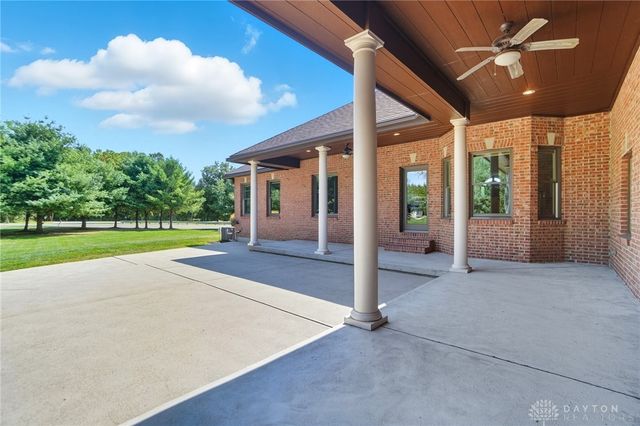 454 Skyland Drive, Beavercreek Twp, OH 45305