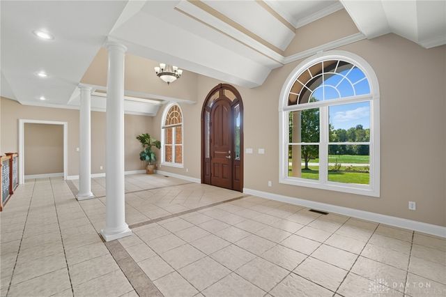 454 Skyland Drive, Beavercreek Twp, OH 45305