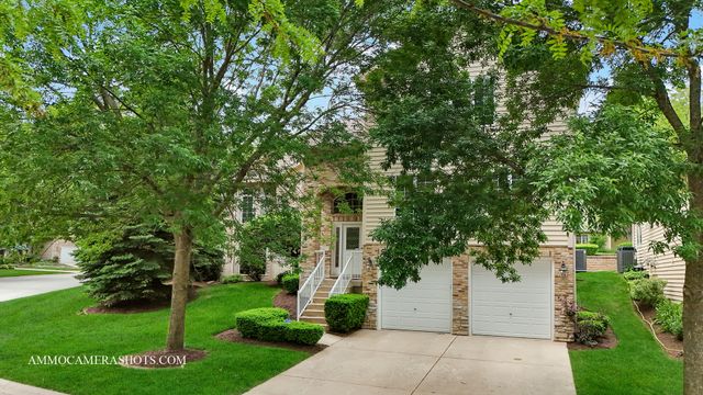 740 Manor Hill Place, Sugar Grove, IL 60554
