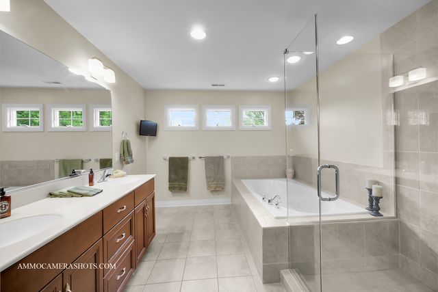 740 Manor Hill Place, Sugar Grove, IL 60554