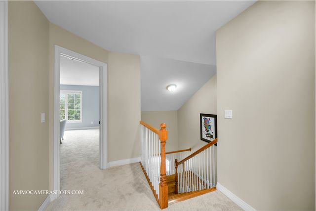 740 Manor Hill Place, Sugar Grove, IL 60554