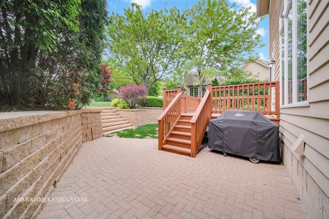 740 Manor Hill Place, Sugar Grove, IL 60554