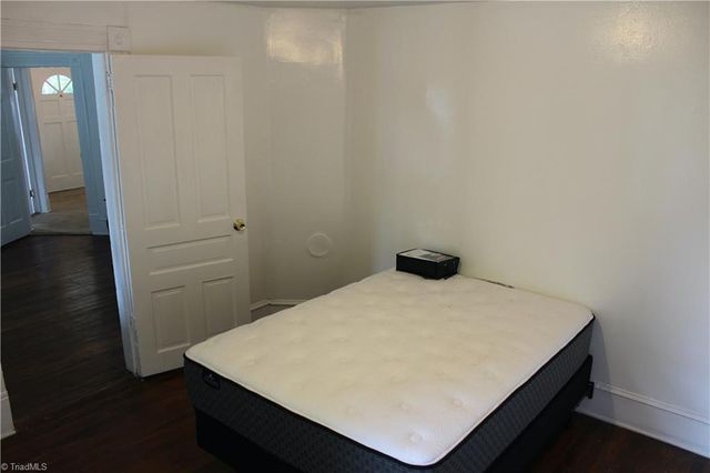 907 N Church Street, Greensboro, NC 27401