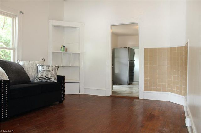 907 N Church Street, Greensboro, NC 27401