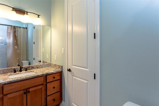 4013 Turning Leaf DR, Nolanville, TX 76559
