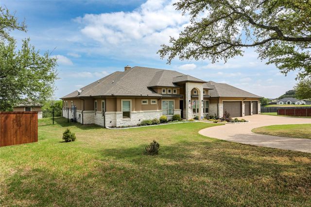 4013 Turning Leaf DR, Nolanville, TX 76559