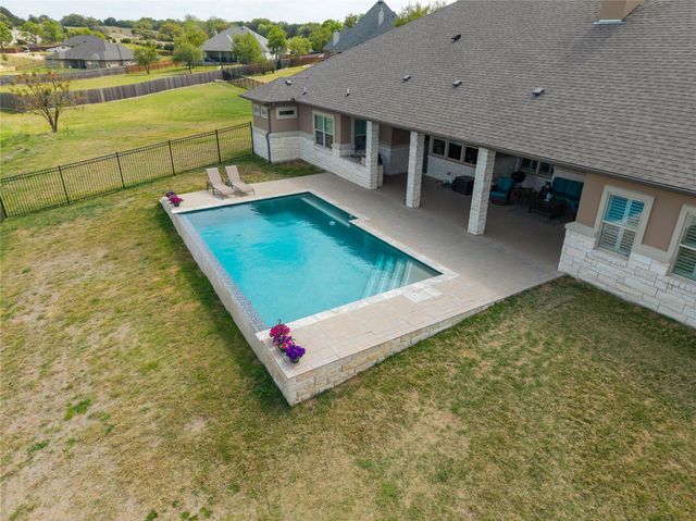 4013 Turning Leaf DR, Nolanville, TX 76559