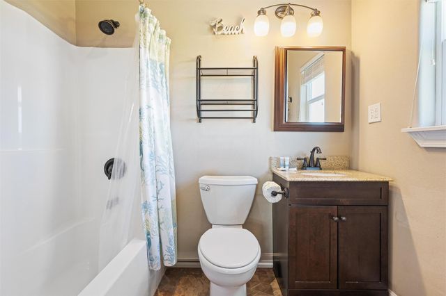 933 Westview, Crystal Beach, TX 77650