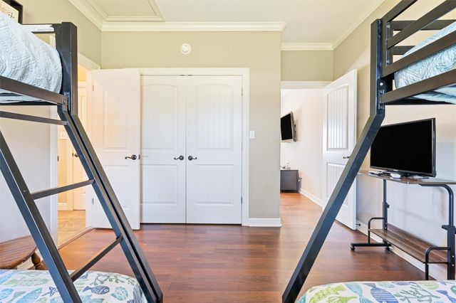 933 Westview, Crystal Beach, TX 77650