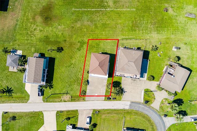 933 Westview, Crystal Beach, TX 77650
