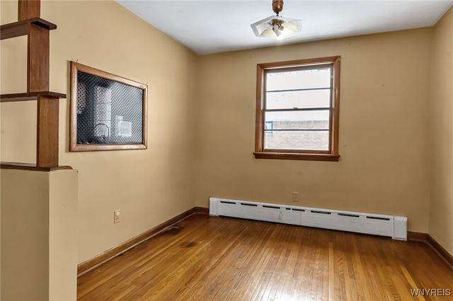 89 Woodlane Drive, West Seneca, NY 14224