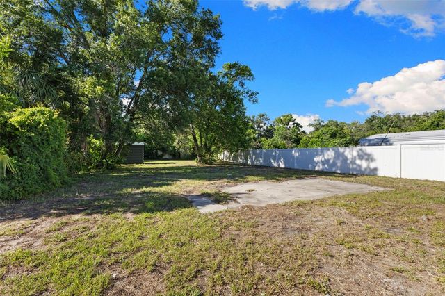 2608 E YUKON STREET, Tampa, FL 33604