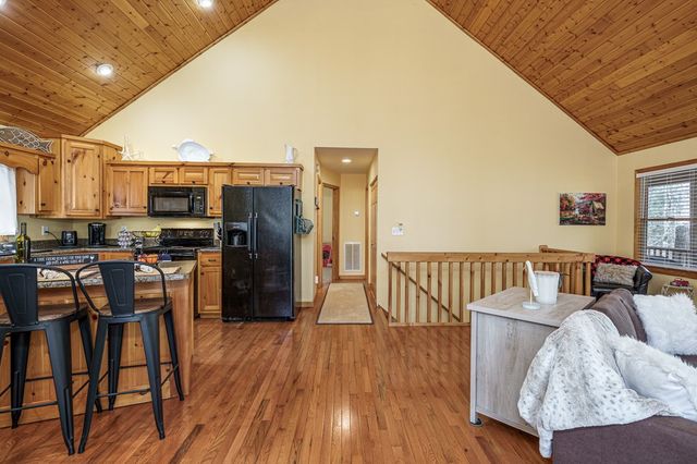 198 Dew Drop Lane, Murphy, NC 28905