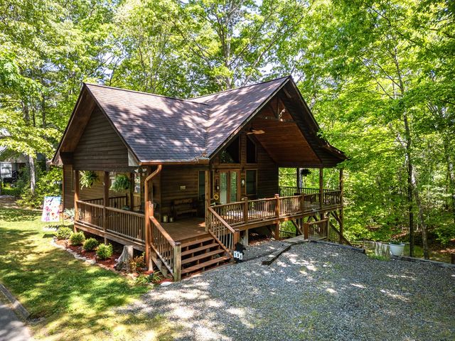 198 Dew Drop Lane, Murphy, NC 28905