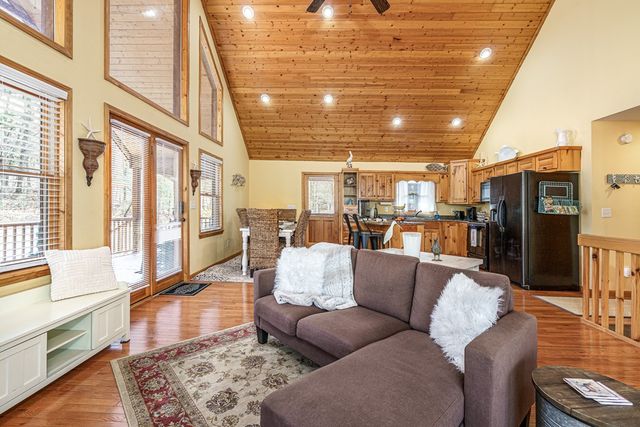 198 Dew Drop Lane, Murphy, NC 28905