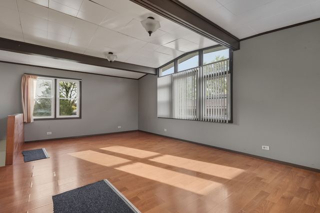 11013 Menard Avenue, Chicago Ridge, IL 60415