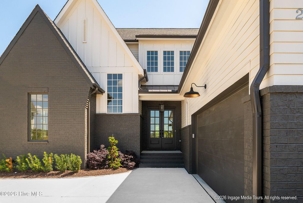 Image 5 of property listing at 23 Sunflower Court, Snow Hill, NC 28580