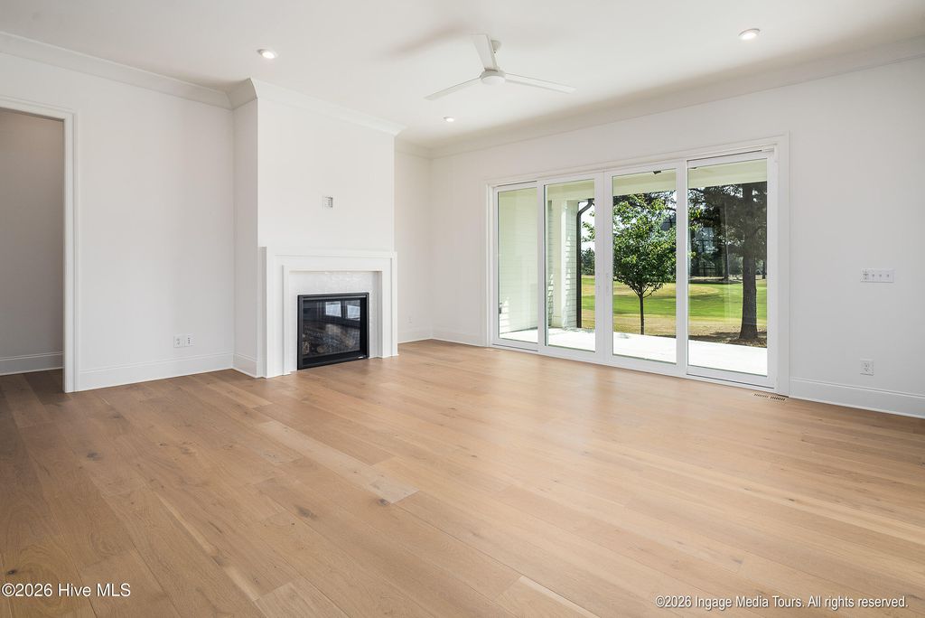 Image 8 of property listing at 23 Sunflower Court, Snow Hill, NC 28580