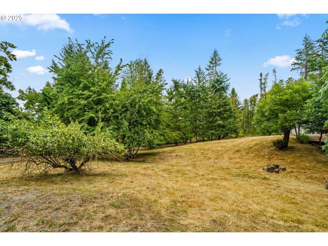 32738 EAGLE WOOD Dr, Cottage Grove, OR 97424