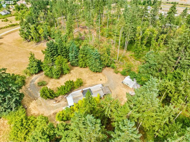 32738 EAGLE WOOD Dr, Cottage Grove, OR 97424
