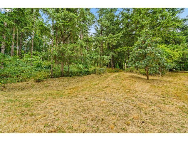 32738 EAGLE WOOD Dr, Cottage Grove, OR 97424