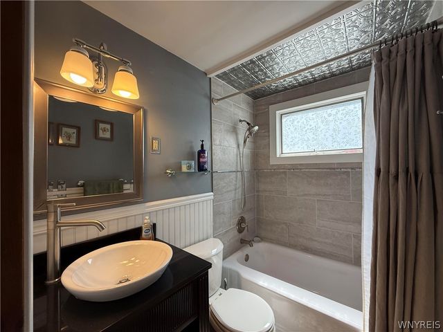 92 Lorraine Avenue, Buffalo, NY 14220