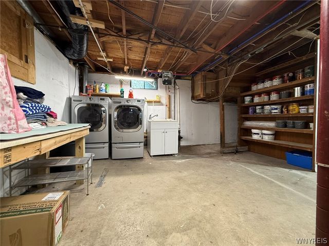 92 Lorraine Avenue, Buffalo, NY 14220