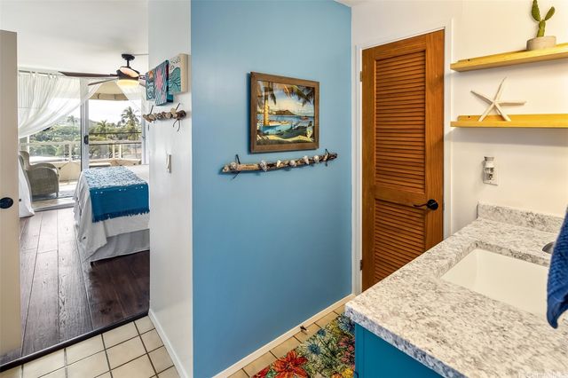 2600 Pualani Way 601, Honolulu, HI 96815