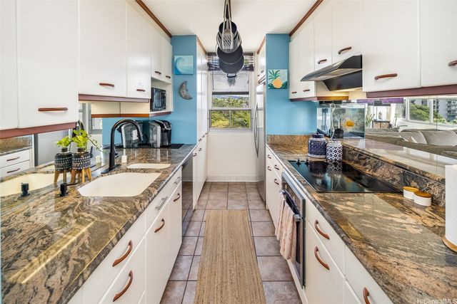 2600 Pualani Way 601, Honolulu, HI 96815