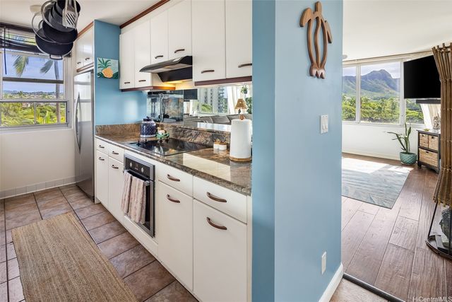 2600 Pualani Way 601, Honolulu, HI 96815