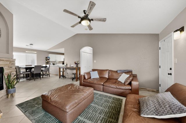 3428 Crimson Rose Lane SW, Albuquerque, NM 87121