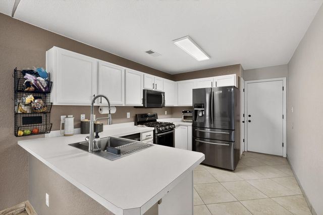 3428 Crimson Rose Lane SW, Albuquerque, NM 87121